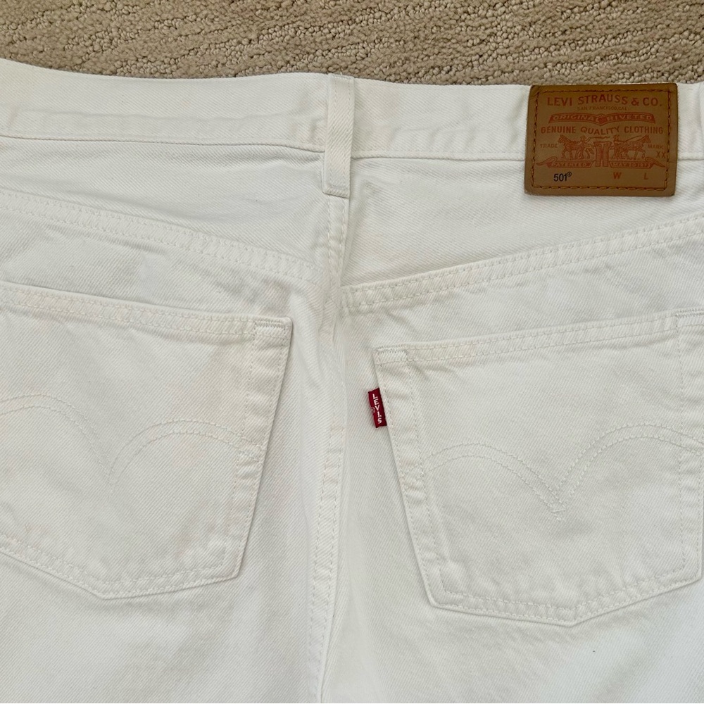 Levi’s 501 White Jeans 28x32 - Picture 7 of 11